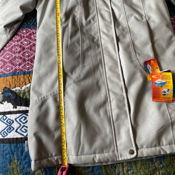 Gorgeous Wind River winter jacket - Picture 10 of 10